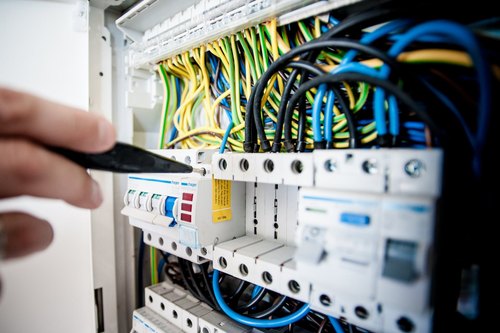 commercial-electrical-services-500x500